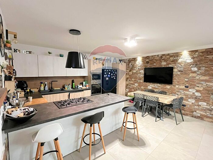 Appartamento quadrilocale in vendita in Corso Nicola Terracciano, Pozzuoli