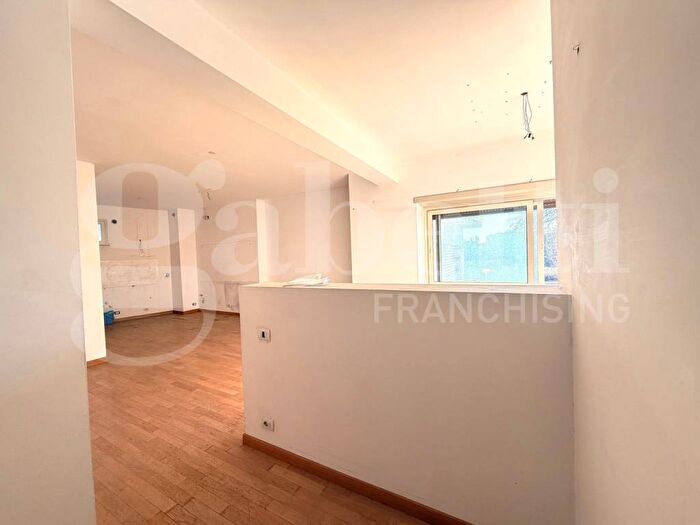 Appartamento trilocale in affitto in Largo Maresciallo Diaz, Ponte Milvio, Roma