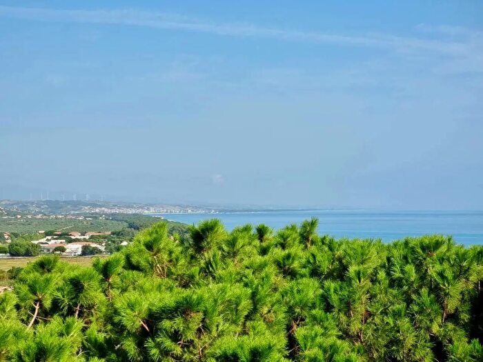 Appartamento con 6 locali in affitto in Via Nazionale di Copanello, Staletti