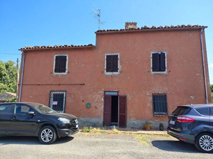 Casa con 5 locali in vendita in Strada Provinciale Montebuono, Sorano