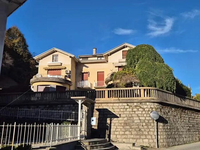 Casa con 6 locali in vendita in Via Gaudenzio Ferrari a, Valduggia