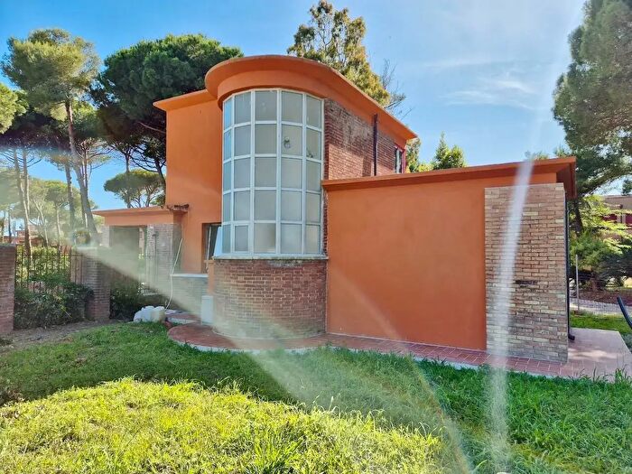 Casa quadrilocale in vendita in Pisa