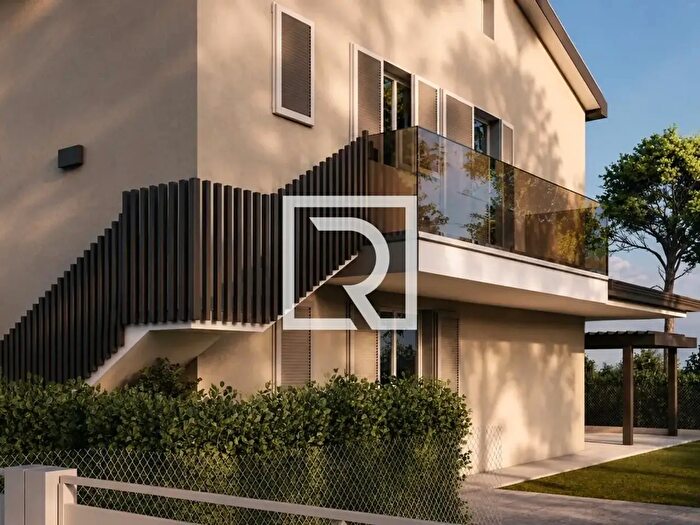 Appartamento monolocale in vendita in Viale degli Aironi, Ravenna