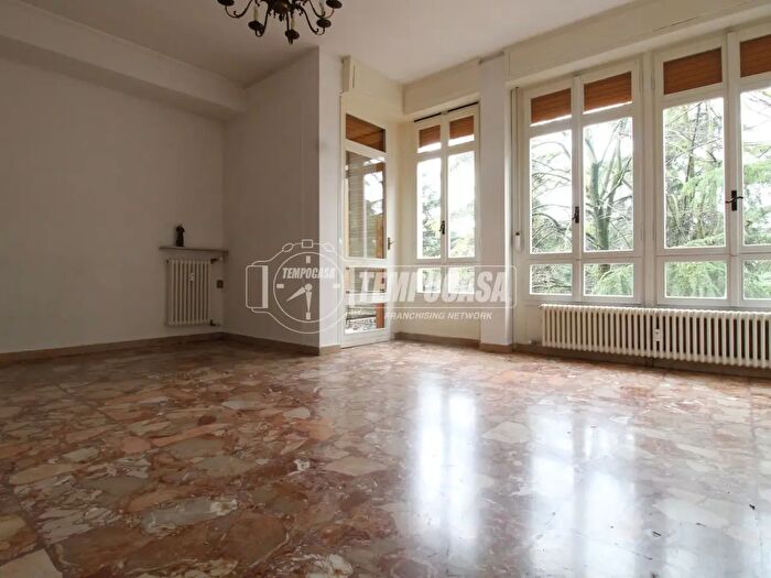 Appartamento trilocale in vendita in Reggio Emilia