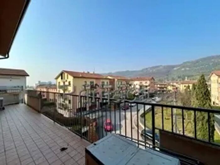 Appartamento bilocale in vendita in Verona