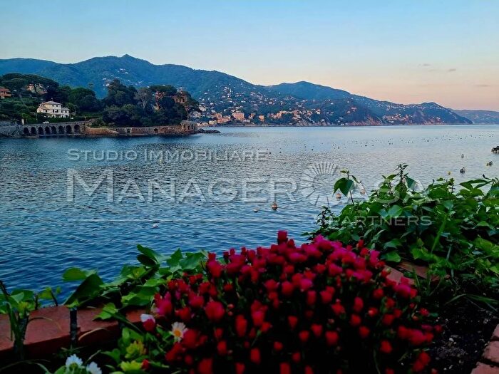 Appartamento bilocale in vendita in Via San Michele, Rapallo