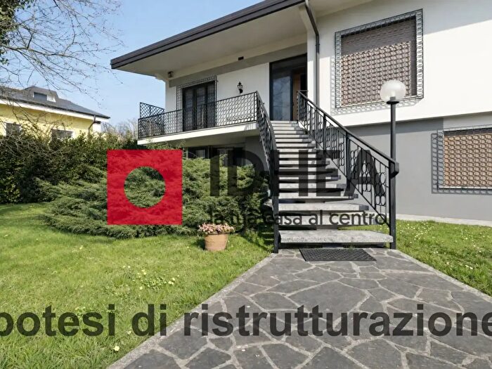 Casa con 5 locali in vendita in Treviso