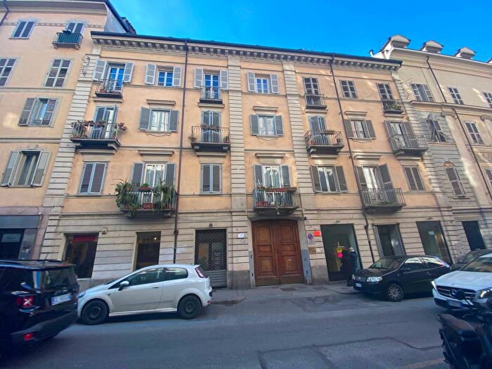 Appartamento bilocale in affitto in Via San Francesco di Paola, Via Roma, Torino