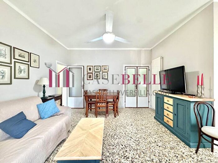 Appartamento quadrilocale in affitto in Via Giacomo Puccini, Pietrasanta