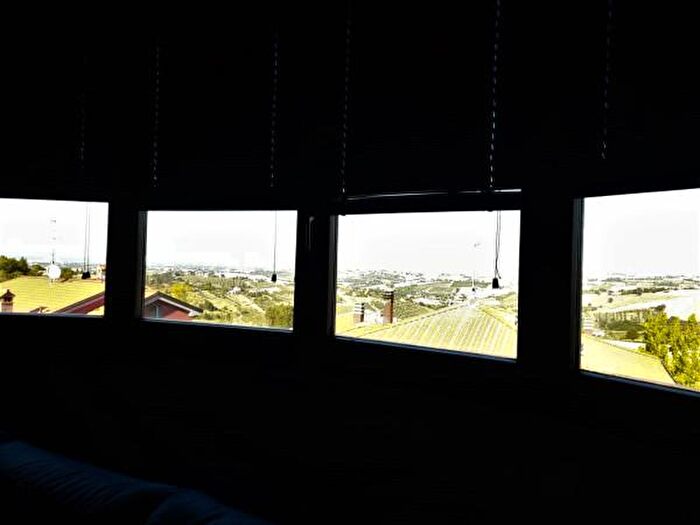 Casa con 5 locali in vendita in MontescudoMonte Colombo