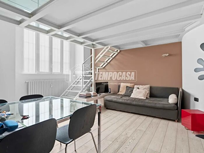 Appartamento bilocale in vendita in Via Pietro Pomponazzi, Milano