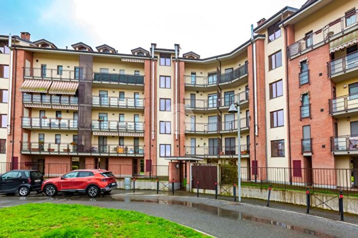 Appartamento quadrilocale in vendita in Via De Francisco, Settimo Torinese