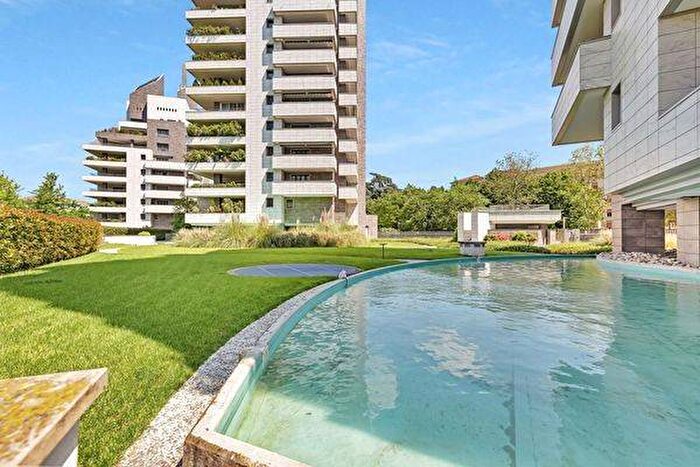 Appartamento bilocale in affitto in Viale Achille Papa, Portello Parco Vittoria, Milano