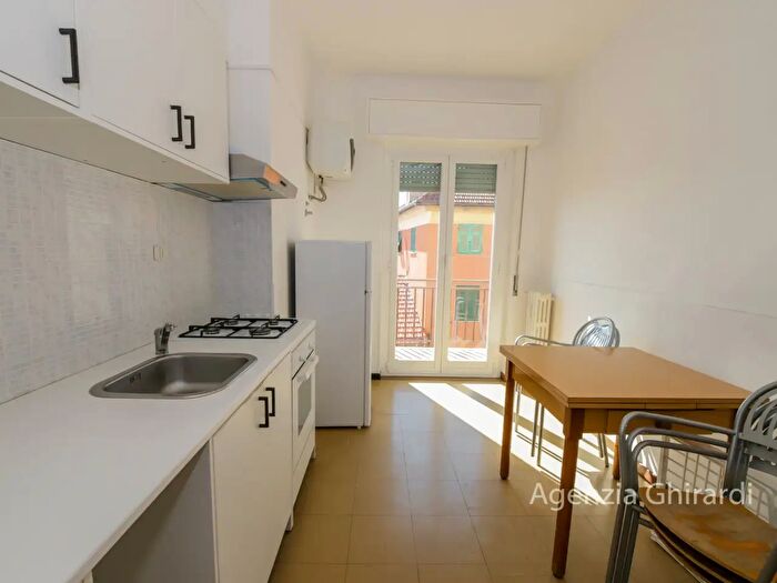 Appartamento con 6 locali in affitto in Via Alfredo dAndrade, Genova