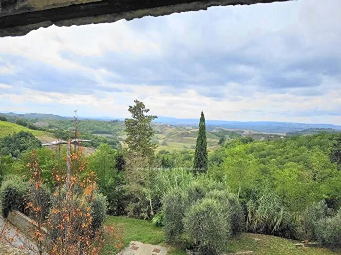 Casa con 6 locali in vendita in Zona Campagna, Montespertoli