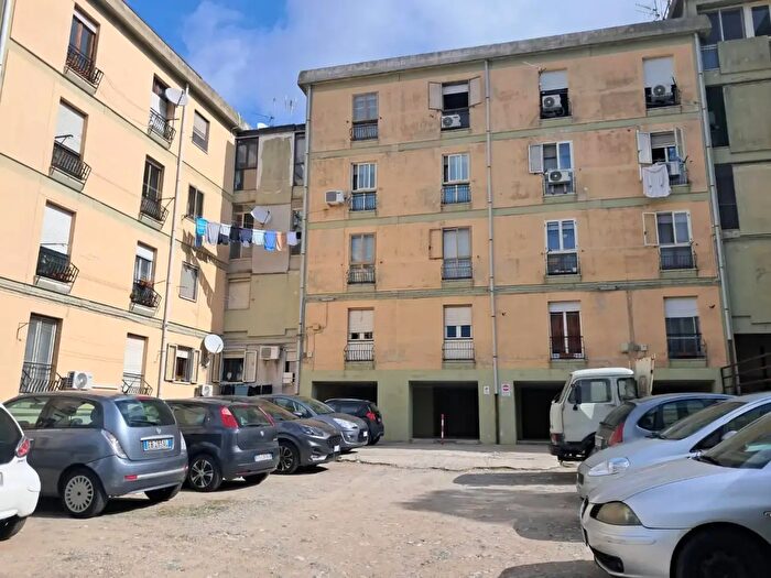 Appartamento quadrilocale in vendita in Via Giovanni XXIII, Catanzaro