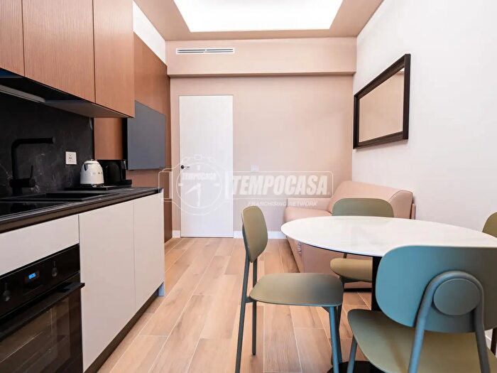 Appartamento bilocale in vendita in Via Ceresio, Milano