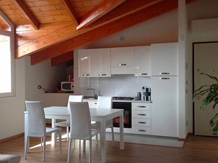 Appartamento trilocale in affitto in San Lazzaro, Parma