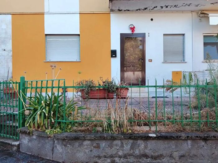 Appartamento trilocale in vendita in Via Novembre, Colleferro