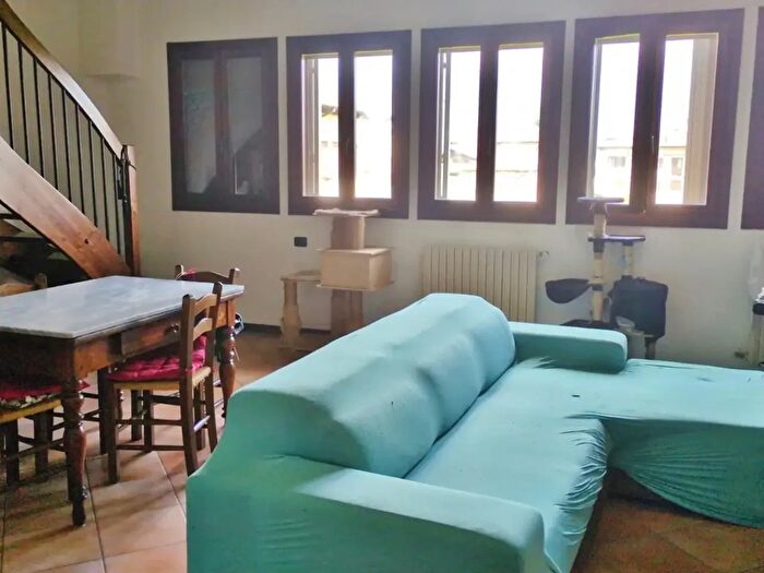Appartamento quadrilocale in vendita in Via Aprile, Sant'Agata Bolognese
