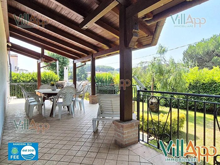Casa con 6 locali in affitto in Via Flacca Salto, Fondi