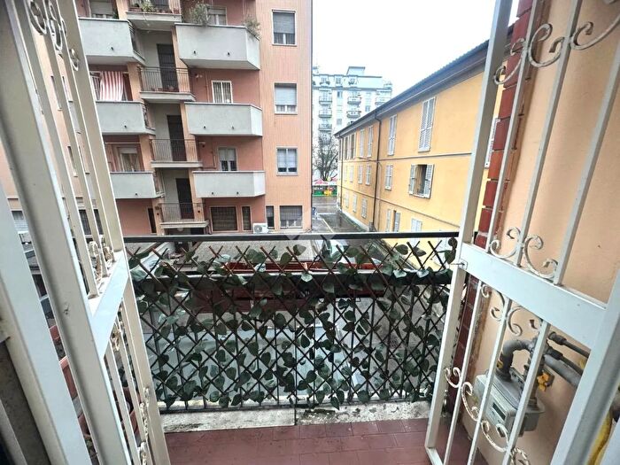 Appartamento trilocale in vendita in Via Privata Attilio Moro, Corsico