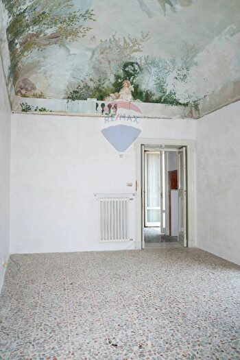 Appartamento trilocale in vendita in Via SantAgrippina, Enna