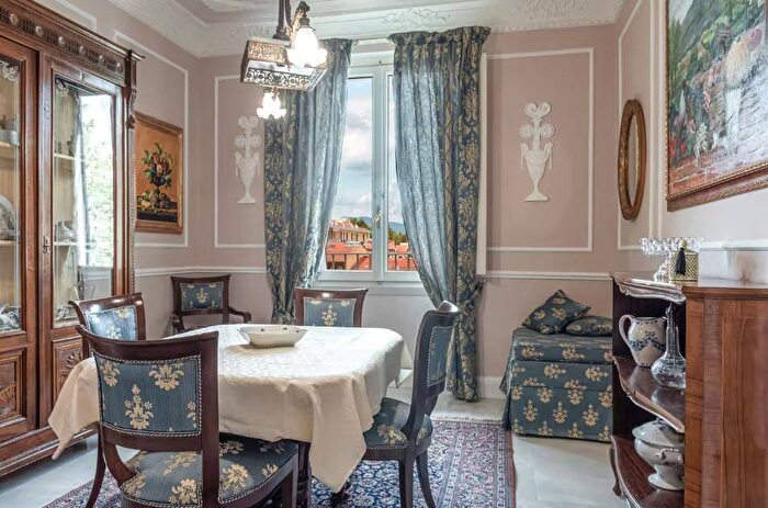 Casa quadrilocale in affitto in Via Coluccio Salutati, Gavinana, Firenze