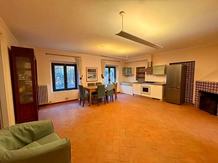 Appartamento trilocale in vendita in Via Giorgio Merula, Milano