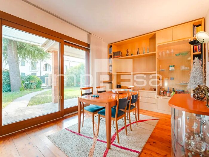 Casa con 6 locali in vendita in Ponzano Veneto