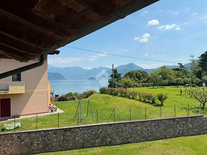 Casa con 7 locali in vendita in Via Risorgimento, Iseo
