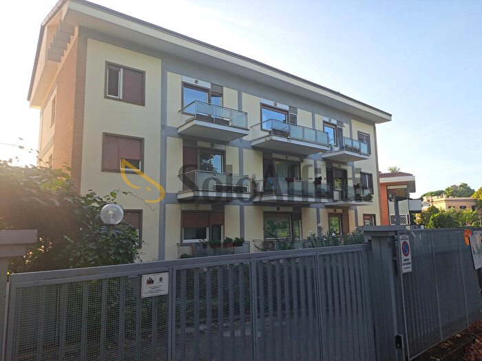 Appartamento quadrilocale in affitto in Via San Bartolomeo, Grottaferrata