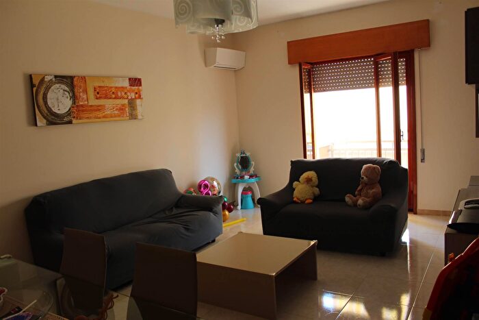 Appartamento con 6 locali in vendita in Mazara Del Vallo