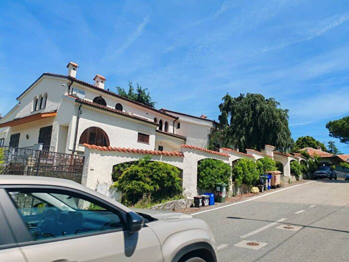 Appartamento con 6 locali in affitto in Strada Moncalvo, Revigliasco Maddalena, Moncalieri