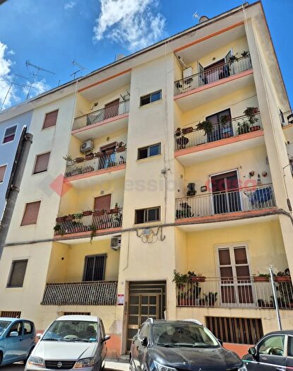 Appartamento quadrilocale in vendita in Via Properzio, Brindisi