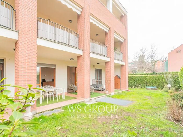 Appartamento quadrilocale in vendita in Via Meda, Monza