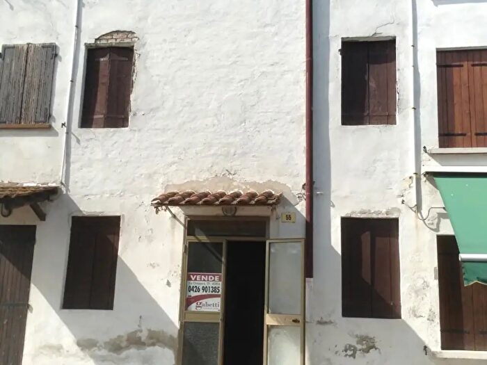Casa quadrilocale in vendita in Panarella Via Panarella, Papozze