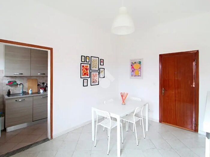 Appartamento con 5 locali in vendita in Via dellAeroporto, Pisa