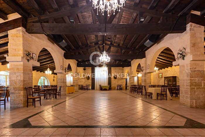 Casa con 5 locali in vendita in Contrada Posta Milella Sn, Andria