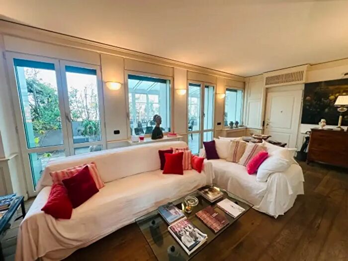 Appartamento trilocale in vendita in Via Bernardino Verro, Milano