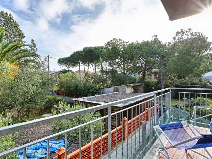 Appartamento trilocale in affitto in Via Cavalleggeri No Number, Mazzanta, Rosignano Marittimo