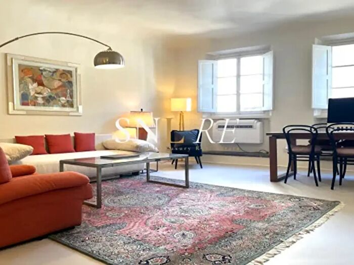 Appartamento trilocale in affitto in Via dei Benci, Firenze