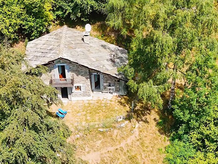 Casa trilocale in vendita in Bagnolo Piemonte