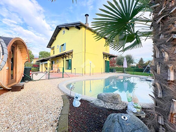 Casa con 5 locali in vendita in Via Vallero, San Maurizio Canavese