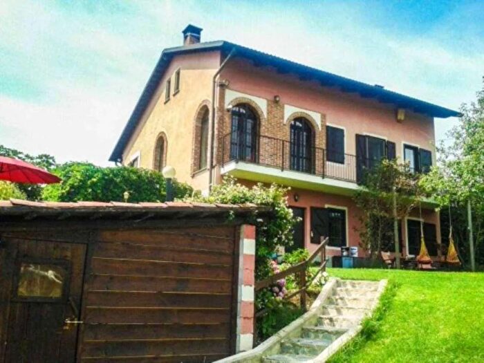 Casa con 6 locali in vendita in Via Valle Balbiana Pino Torinese, Pino Torinese