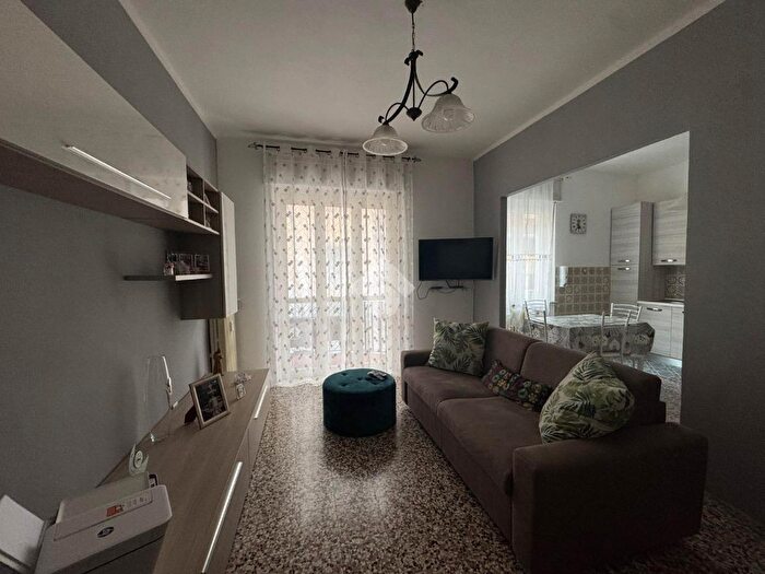 Appartamento bilocale in vendita in Via Custoza, Vercelli