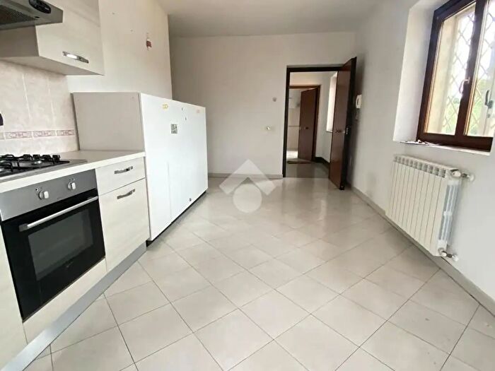 Appartamento bilocale in vendita in Via Palombarese, Sant'Angelo Romano