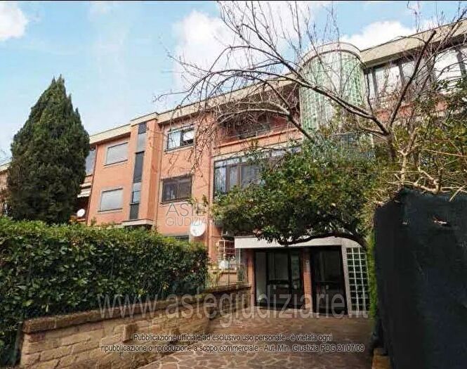 Appartamento quadrilocale in vendita in Largo dellOlgiata, Roma