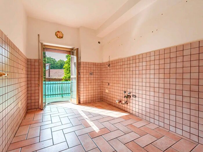 Appartamento quadrilocale in vendita in Via Oberdan, Montecompatri