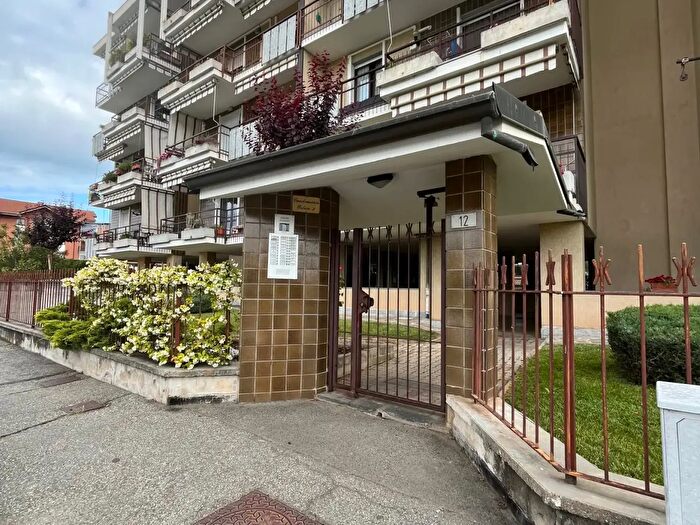 Appartamento bilocale in vendita in Via Volturno, Orbassano
